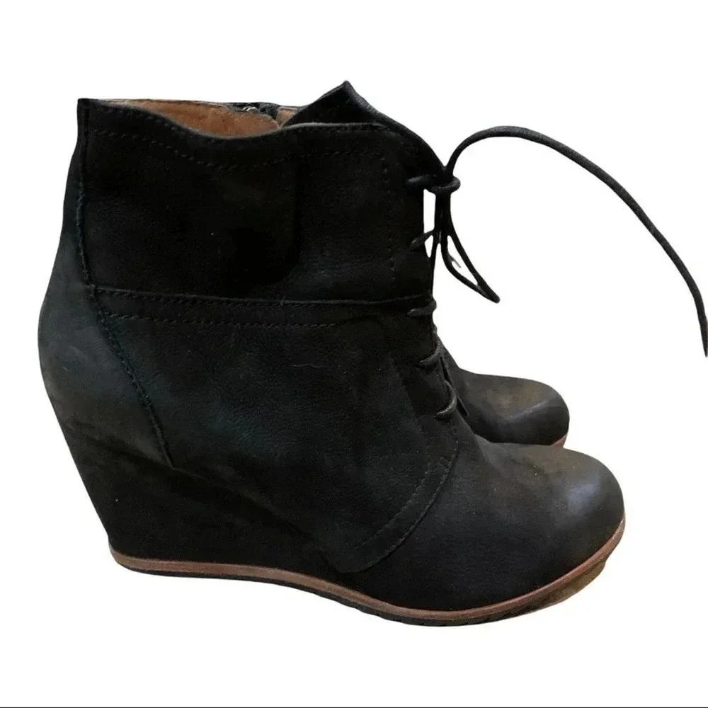 Biala Alyssa black leather bootie size 39